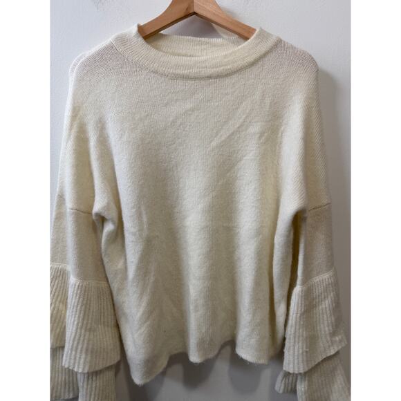 ELAN women's ivory sweater with ruffled sleeves women's size small - Picture 2 of 5